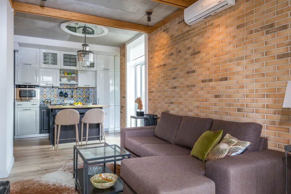 Máy giặt đang được sửa